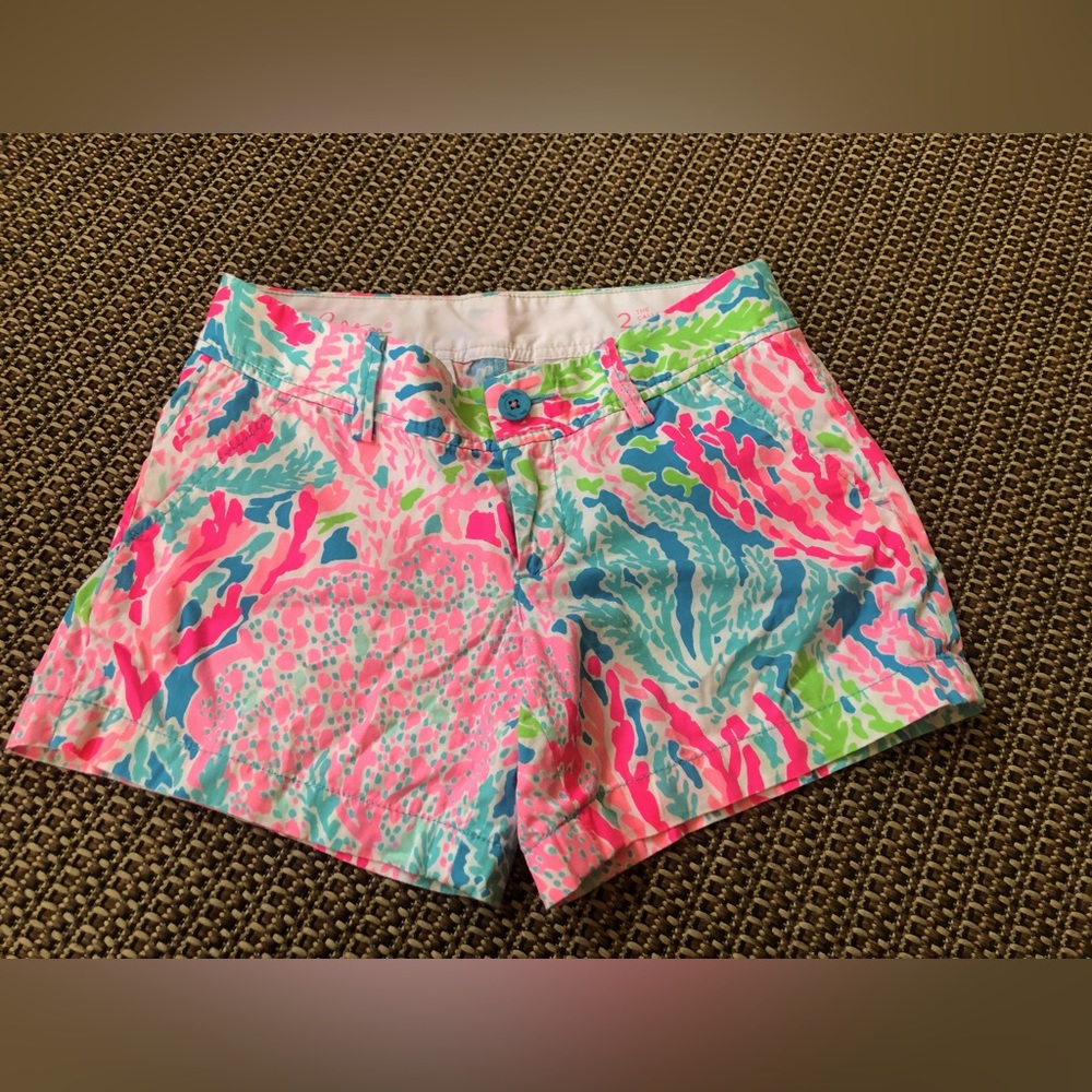 💗Lilly Pulitzer Multi-Colored Callahan Shorts (Size 2)